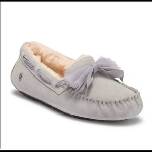 ugg dakota tulle bow - gray